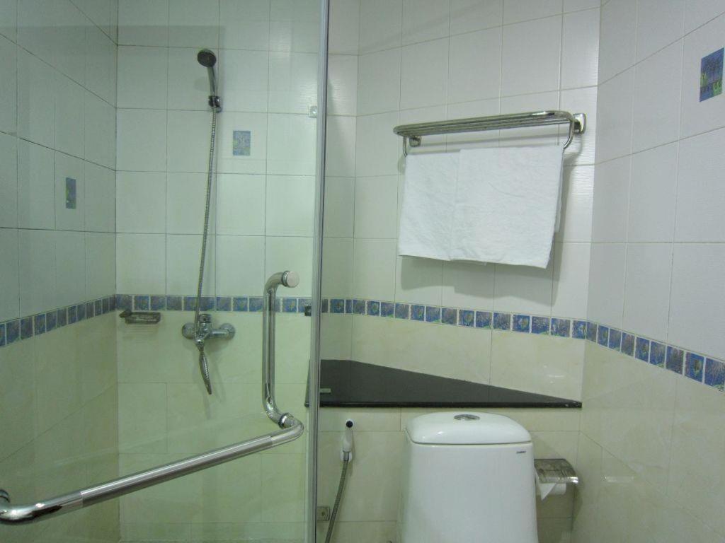 Thien Hoa Hotel Хошимин Экстерьер фото
