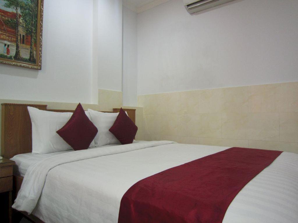 Thien Hoa Hotel Хошимин Экстерьер фото