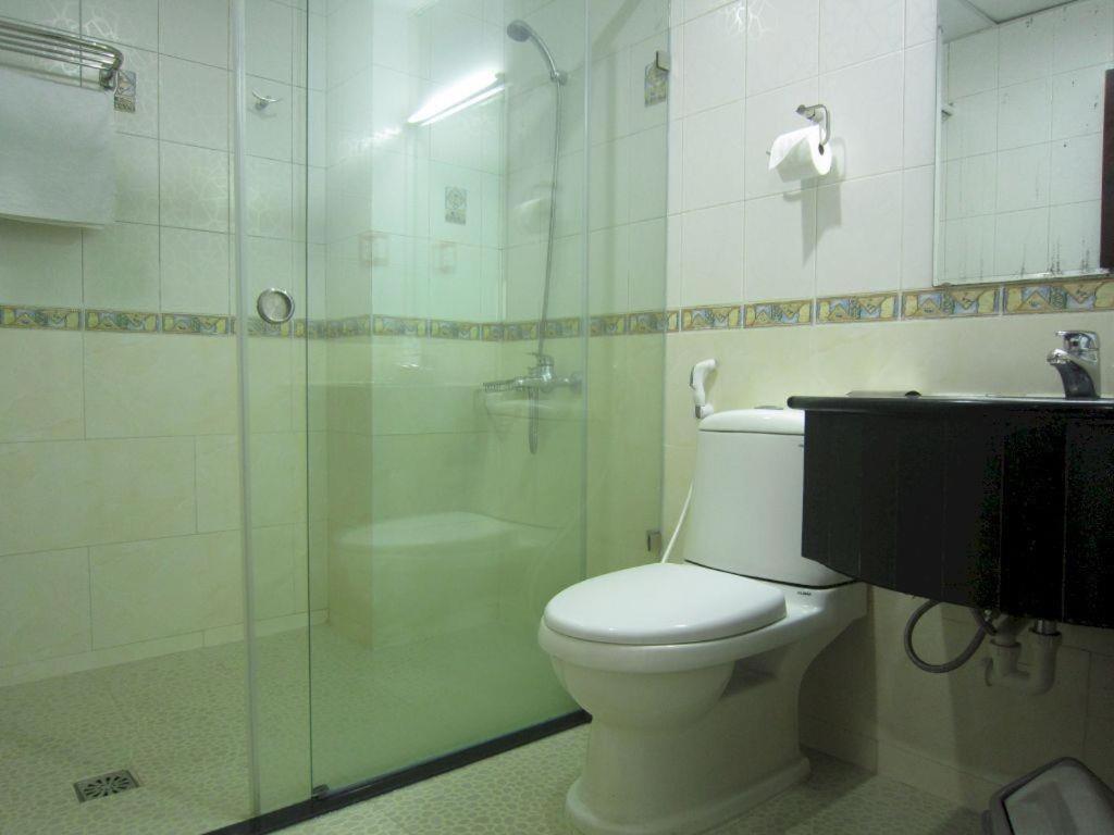Thien Hoa Hotel Хошимин Экстерьер фото